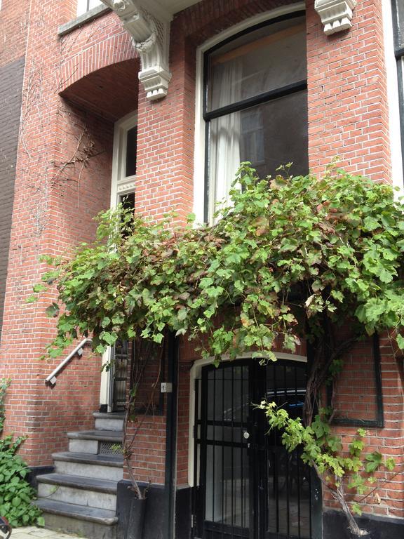 Nine-T-Teen Bed And Boutique Amsterdam Eksteriør bilde