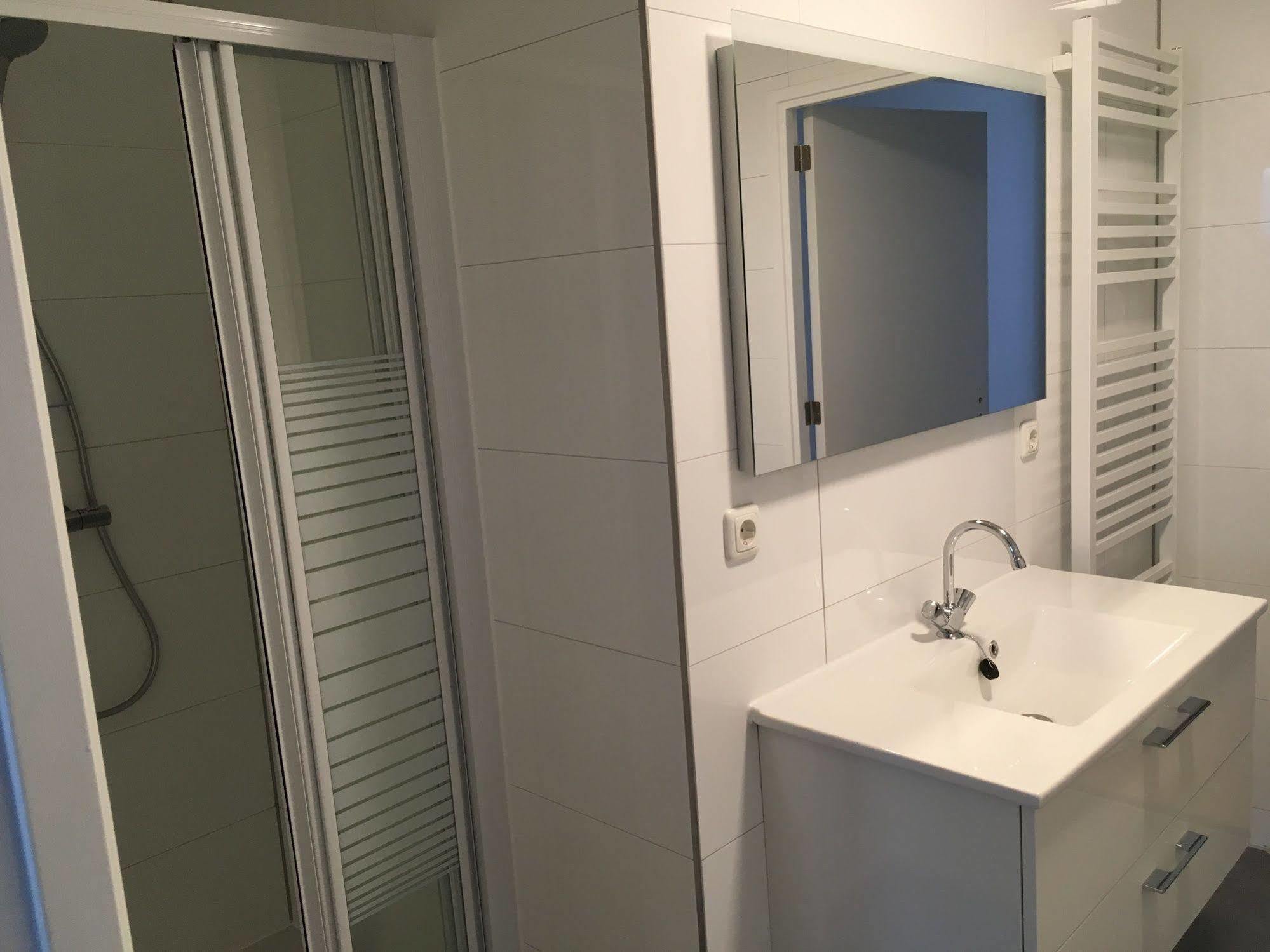 Nine-T-Teen Bed And Boutique Amsterdam Eksteriør bilde