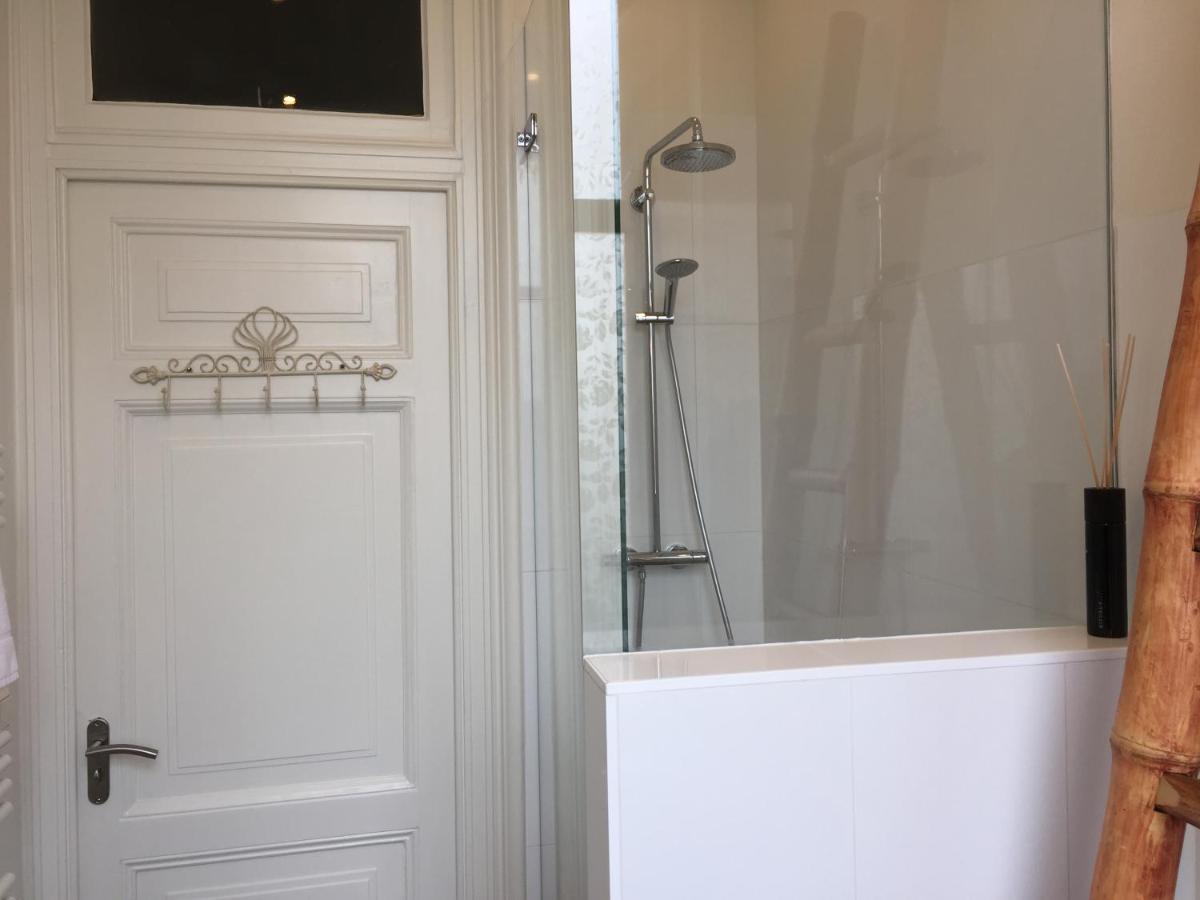 Nine-T-Teen Bed And Boutique Amsterdam Eksteriør bilde